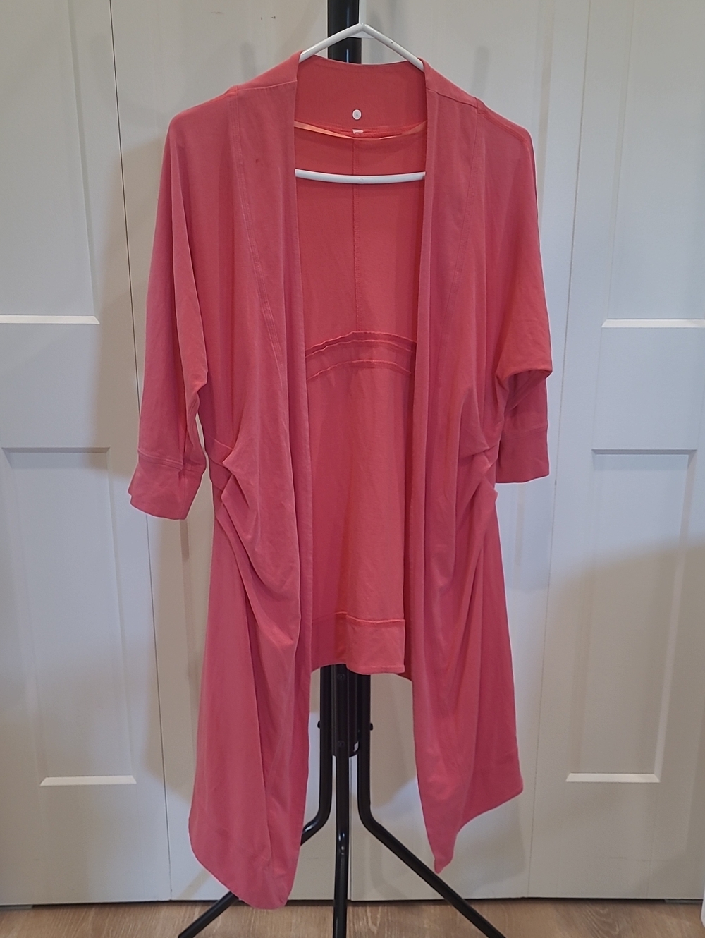Lululemon Lightweight Open-Front Namaste Cardigan Yoga Wrap in Rose Pink